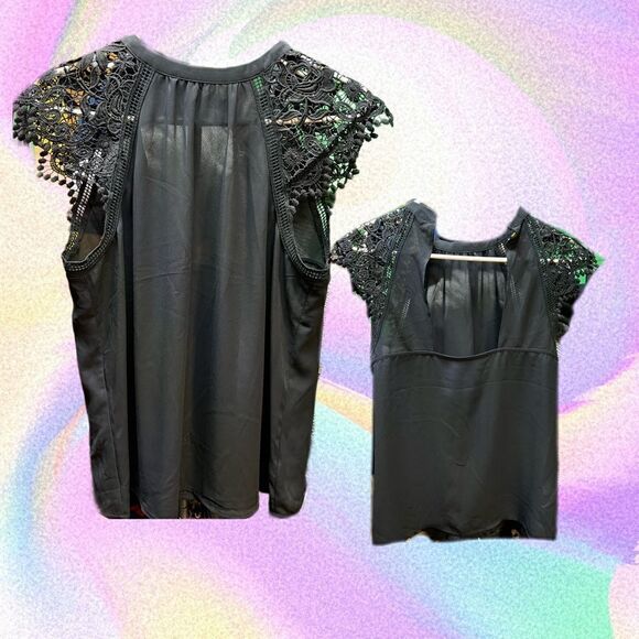 Express Laced Blouse   - Picture 1 of 3